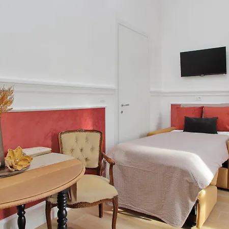 Romance Al Colosseo 4 Rzym