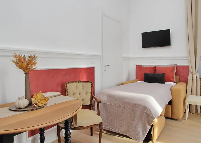 Romance Al Colosseo 4 Rzym